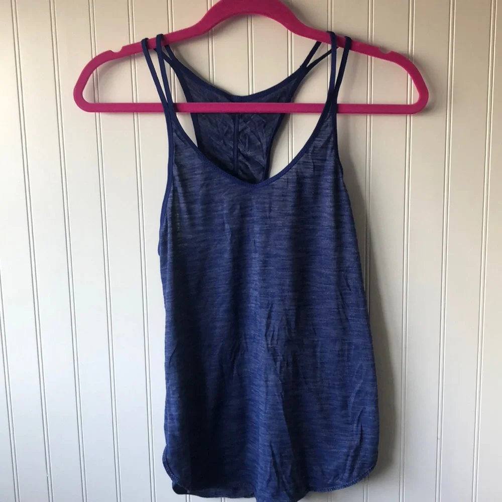 Lululemon Racerback Tank Size 6 - Picture 1 of 7